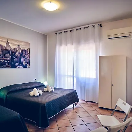 Travelershome 7metri Guest house *
