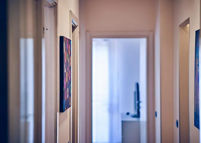 Travelershome 7metri בית הארחה 3*