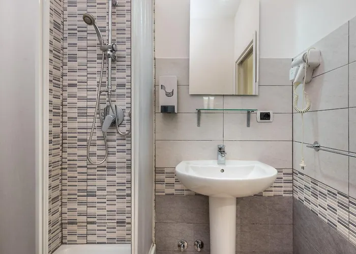 Travelershome 7metri 3* צ'יאמפינו